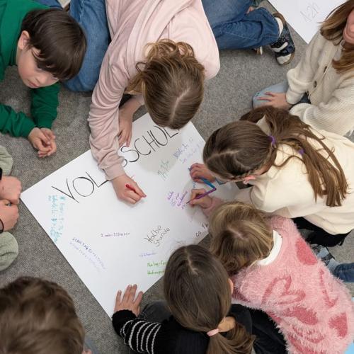 Zeit schenken in der Volksschule Johannes Messner